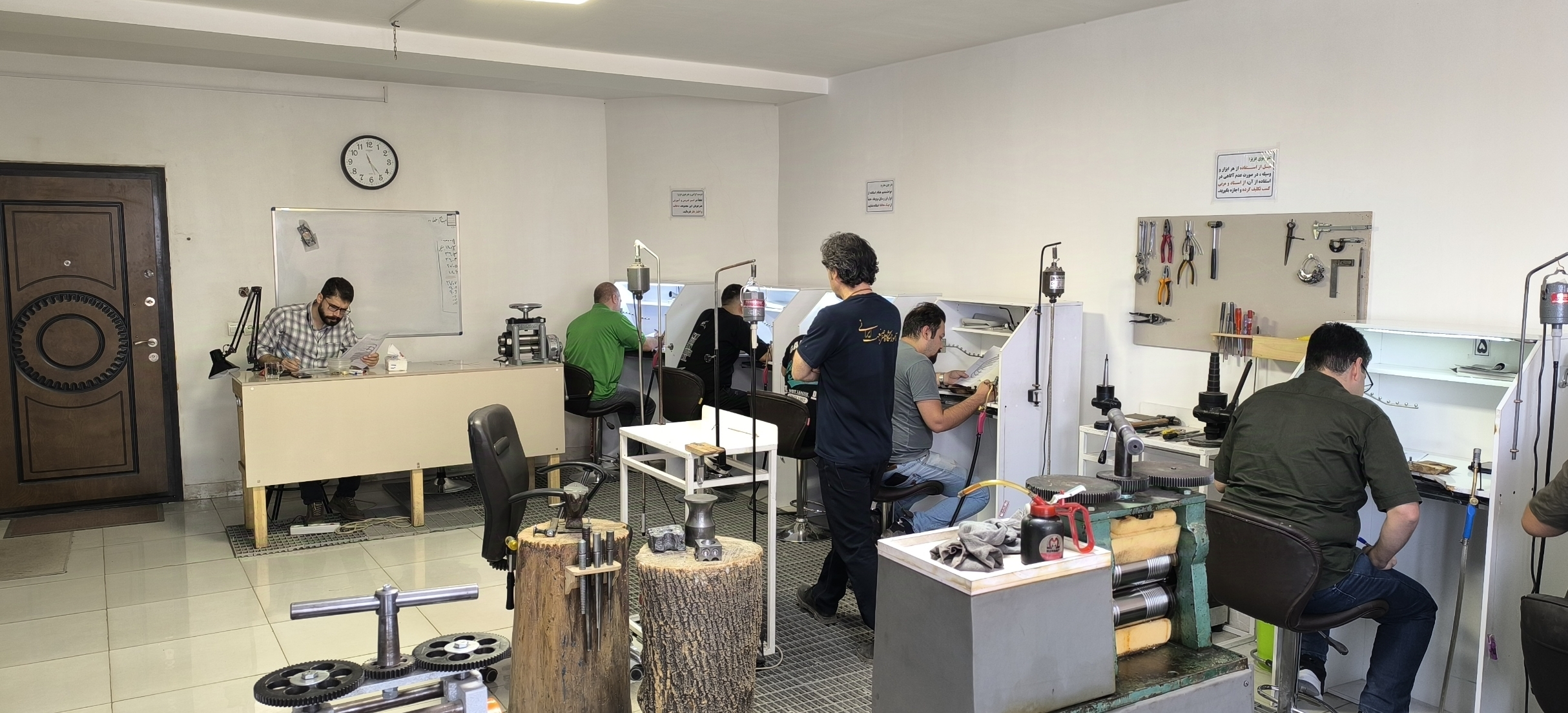 بهترین آموزشگاه طلا و جواهرسازی در کرمانشاه 